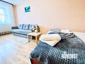 1-к квартира, посуточно, 40м2, 3/9 этаж