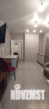 1-к квартира, посуточно, 42м2, 3/18 этаж