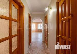 3-к квартира, на длительный срок, 100м2, 4/6 этаж