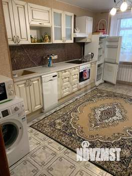 3-к квартира, на длительный срок, 96м2, 3/10 этаж