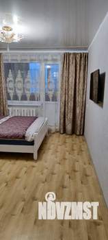 1-к квартира, посуточно, 35м2, 6/9 этаж