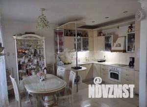 3-к квартира, на длительный срок, 133м2, 2/6 этаж