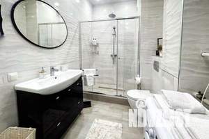 1-к квартира, посуточно, 63м2, 5/23 этаж