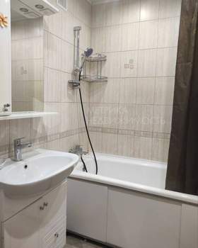 1-к квартира, на длительный срок, 50м2, 3/10 этаж