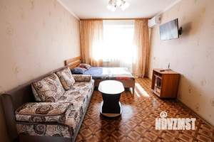 1-к квартира, посуточно, 32м2, 7/9 этаж