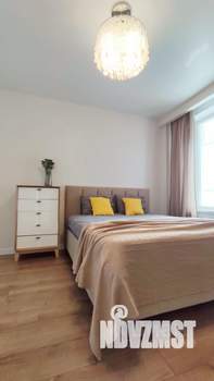 2-к квартира, посуточно, 57м2, 18/18 этаж