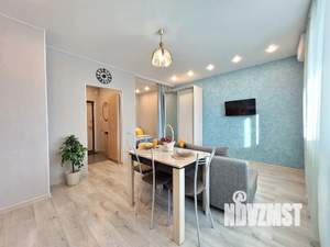 Студия квартира, посуточно, 32м2, 6/19 этаж