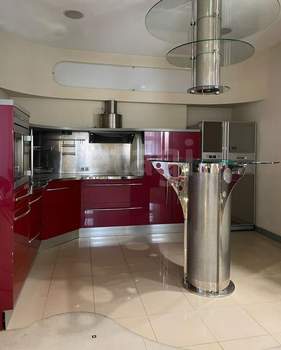 3-к квартира, на длительный срок, 119м2, 5/5 этаж