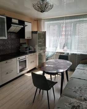 2-к квартира, на длительный срок, 67м2, 4/10 этаж