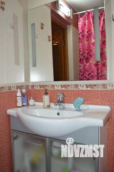 1-к квартира, посуточно, 50м2, 1/1 этаж