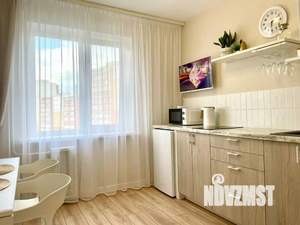 2-к квартира, посуточно, 53м2, 1/1 этаж