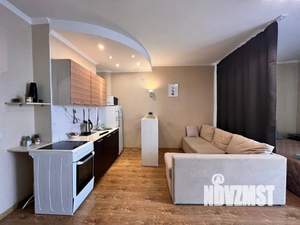 Студия квартира, посуточно, 43м2, 8/13 этаж