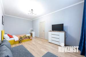 1-к квартира, посуточно, 40м2, 22/22 этаж