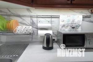 1-к квартира, посуточно, 48м2, 6/16 этаж