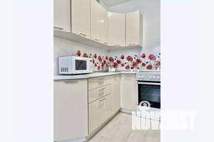 1-к квартира, посуточно, 38м2, 3/16 этаж
