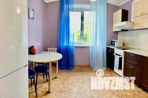 1-к квартира, посуточно, 37м2, 2/9 этаж