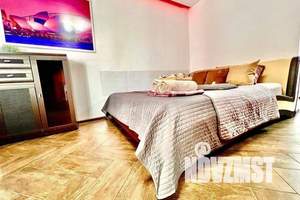 1-к квартира, посуточно, 50м2, 11/16 этаж