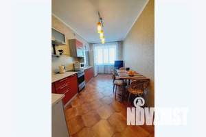 2-к квартира, посуточно, 72м2, 11/12 этаж