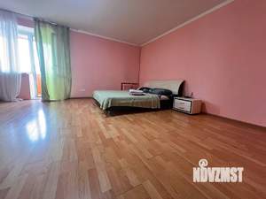 3-к квартира, посуточно, 70м2, 1/1 этаж