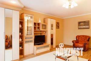 2-к квартира, посуточно, 60м2, 1/1 этаж