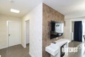 5-к квартира, на длительный срок, 130м2, 3/17 этаж