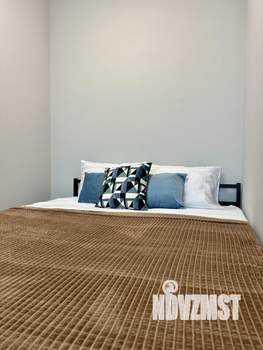 1-к квартира, посуточно, 34м2, 18/18 этаж