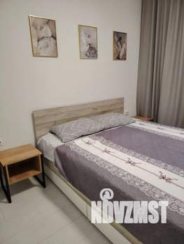 1-к квартира, посуточно, 38м2, 8/25 этаж