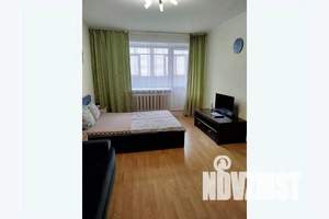 1-к квартира, посуточно, 35м2, 4/9 этаж