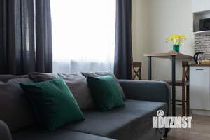 Студия квартира, на длительный срок, 32м2, 1/25 этаж