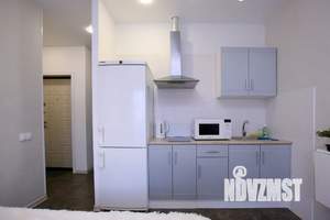 Студия квартира, посуточно, 28м2, 2/9 этаж