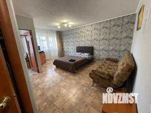 1-к квартира, посуточно, 32м2, 4/5 этаж