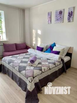 Студия квартира, посуточно, 36м2, 3/13 этаж