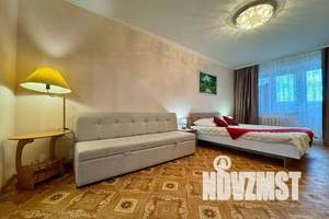 1-к квартира, посуточно, 45м2, 8/14 этаж