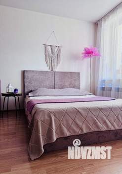 1-к квартира, посуточно, 47м2, 6/16 этаж