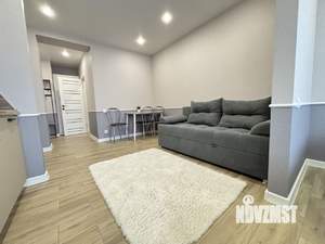 Студия квартира, посуточно, 34м2, 7/10 этаж