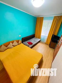 2-к квартира, посуточно, 50м2, 1/5 этаж