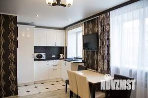 Студия квартира, посуточно, 30м2, 3/5 этаж