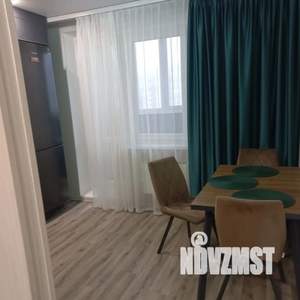 1-к квартира, посуточно, 40м2, 11/14 этаж