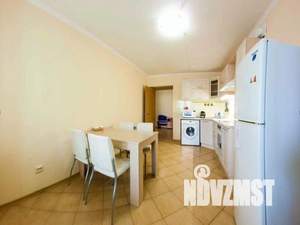 1-к квартира, посуточно, 50м2, 1/1 этаж