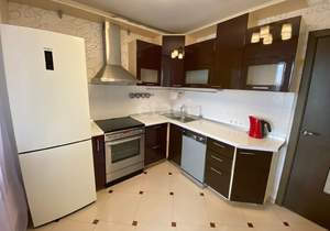 1-к квартира, на длительный срок, 47м2, 8/10 этаж