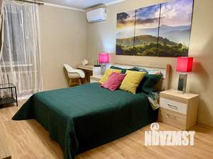 1-к квартира, посуточно, 47м2, 9/10 этаж