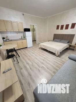 Студия квартира, посуточно, 32м2, 2/15 этаж