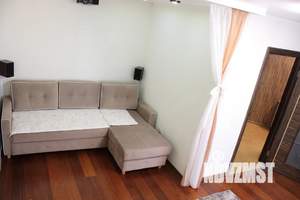 1-к квартира, посуточно, 42м2, 9/13 этаж