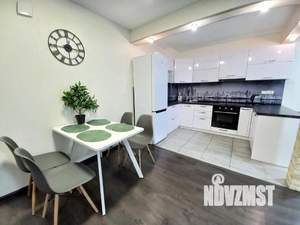 2-к квартира, посуточно, 57м2, 1/1 этаж