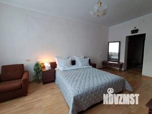 3-к квартира, посуточно, 98м2, 2/5 этаж