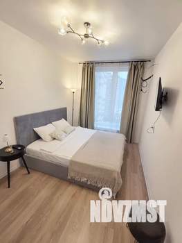 1-к квартира, посуточно, 40м2, 18/22 этаж