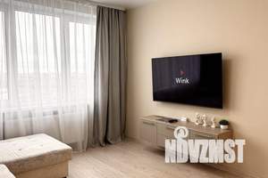 1-к квартира, посуточно, 38м2, 21/23 этаж