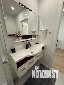 1-к квартира, посуточно, 30м2, 8/24 этаж