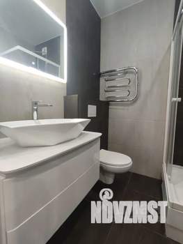 Студия квартира, посуточно, 35м2, 1/19 этаж