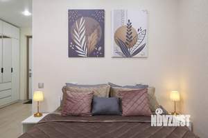 Студия квартира, посуточно, 32м2, 13/25 этаж